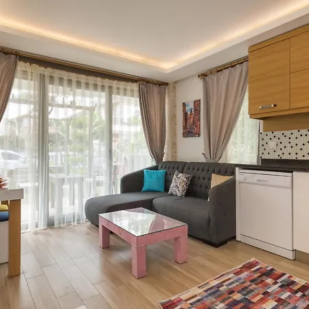 Unaloglu Suites
