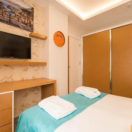 Unaloglu Suites 아파트 안탈리아