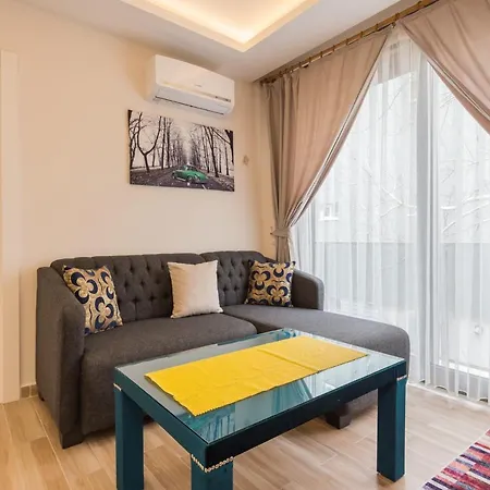 Unaloglu Suites אנטליה