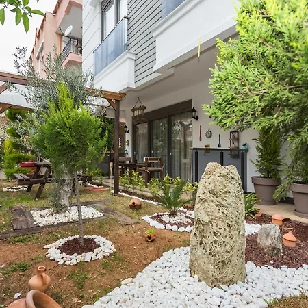 דירה Unaloglu Suites אנטליה