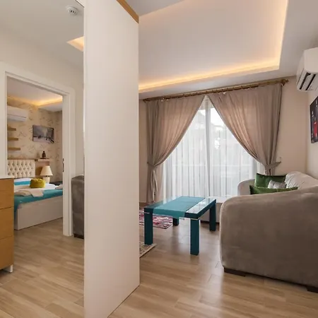 Unaloglu Suites Apartment *