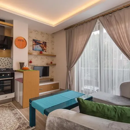 Unaloglu Suites Apartment Antalya